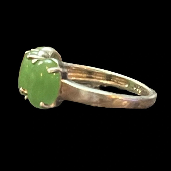 Designer Jade Sterling Silver Ring (5) - Picture 6 of 7